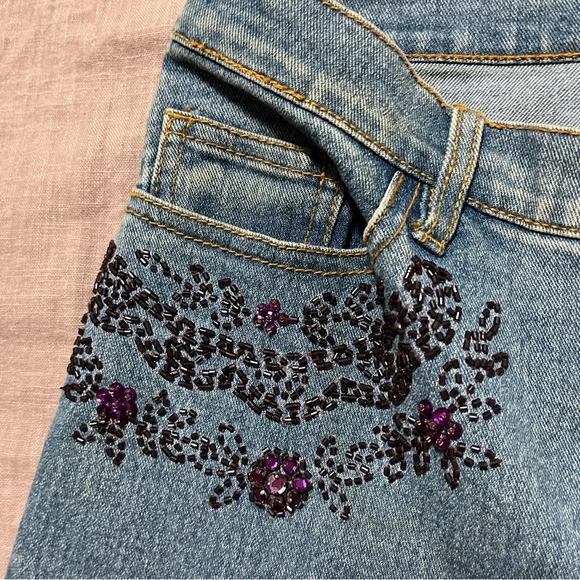 Very Vera Y2k low rise bootcut Jeans Women's Size 4 Light Wash Embellished 90s - Picture 8 of 8